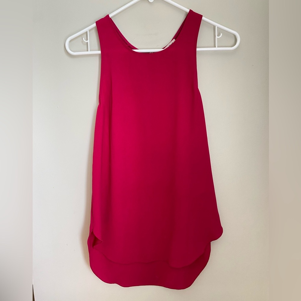 Aritzia Wilfred Sevres Fuchsia Pink Sleeveless Blouse Top Size XXS - Picture 2 of 10